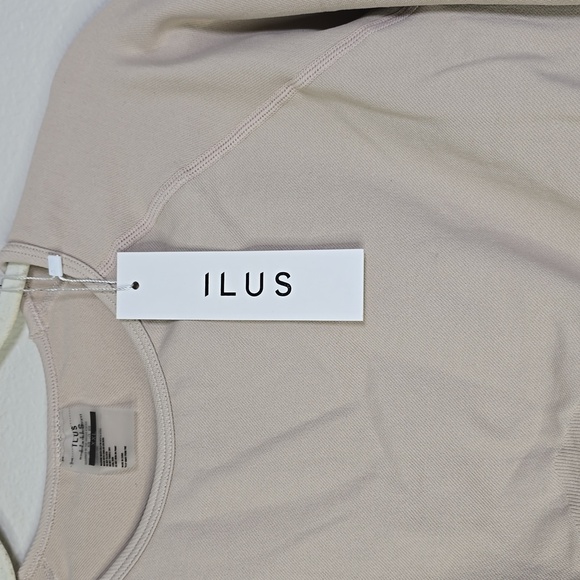 ILUS Intensify Long-Sleeve Top And Intesify Leggings Size XXL NWT - Picture 5 of 14